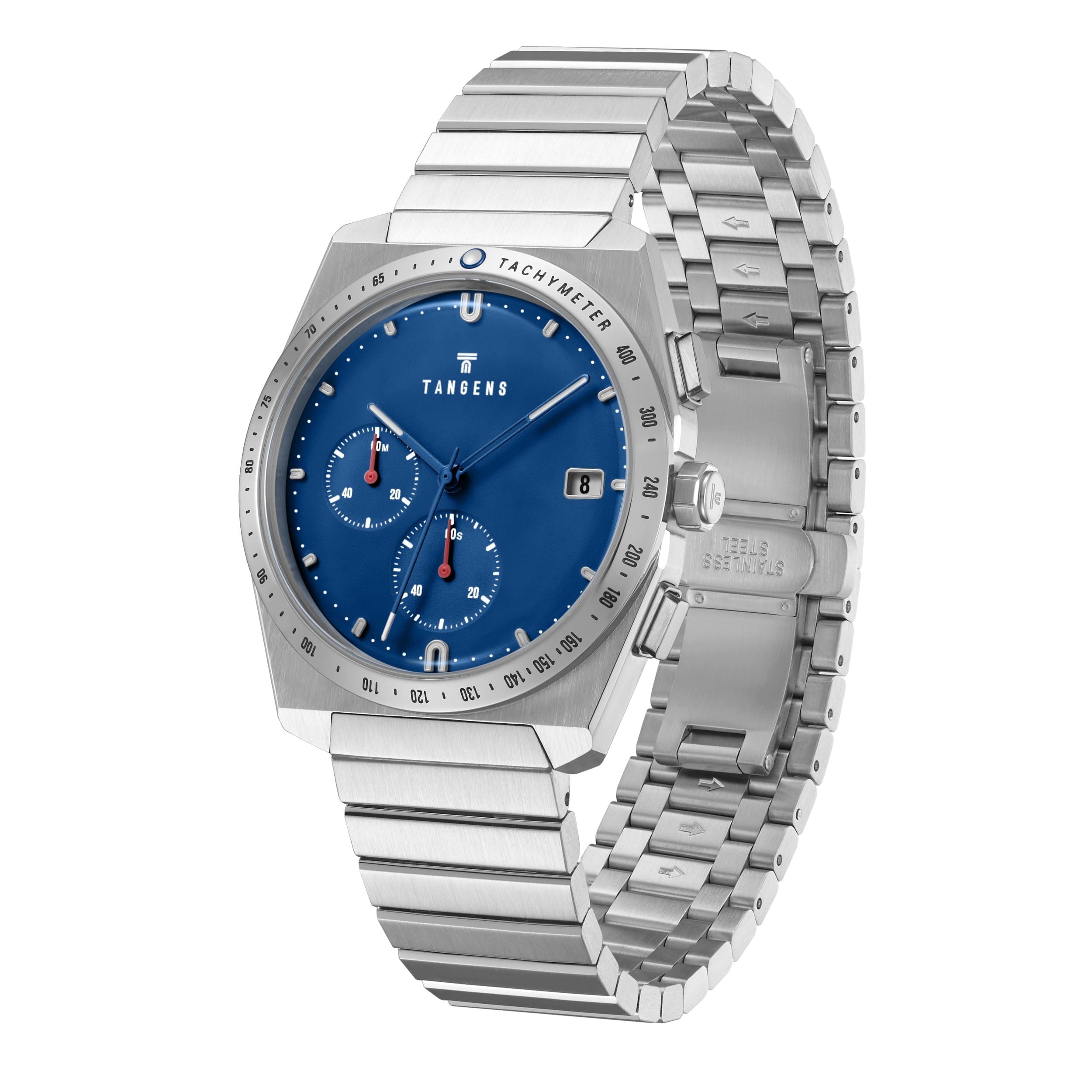 Komposition Chronograph in Cool Navy, three-quarter view with the bracelet
